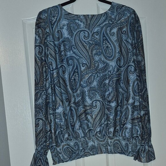 Laura Plus Paisley Ruffled Blouse - Picture 2 of 3